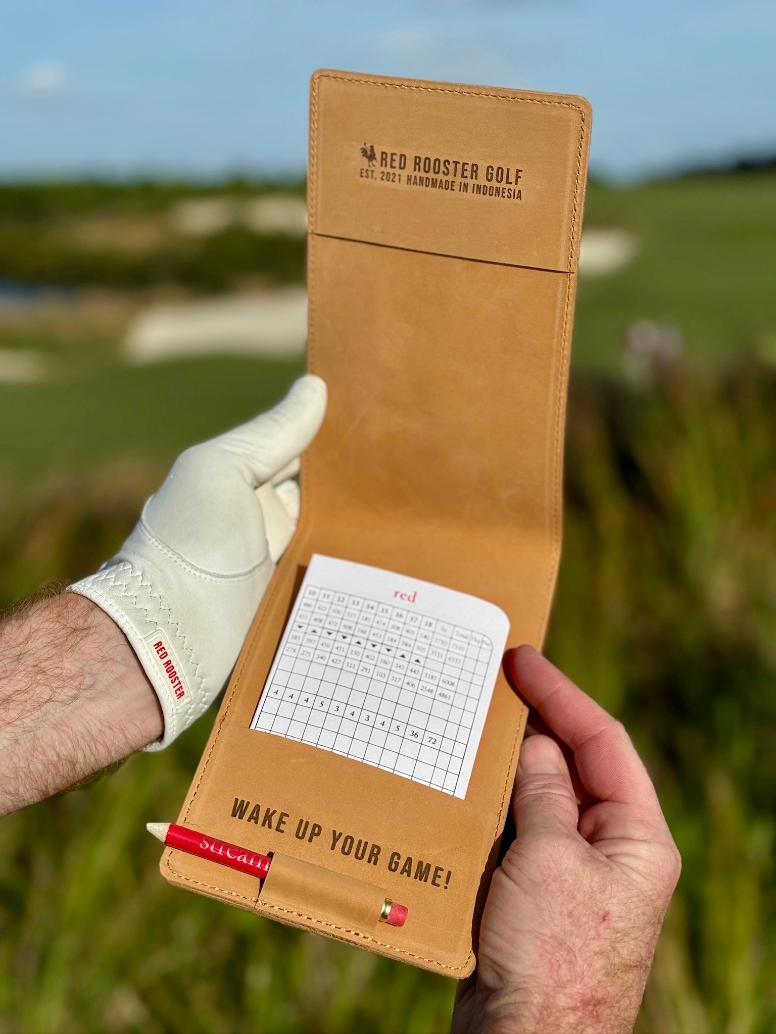Leather Scorecard Holder Canada - Red Rooster Golf Inc.