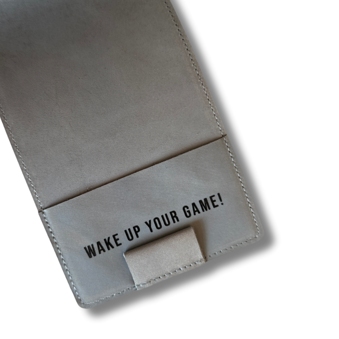 Leather Scorecard Holder Canada - Red Rooster Golf Inc.