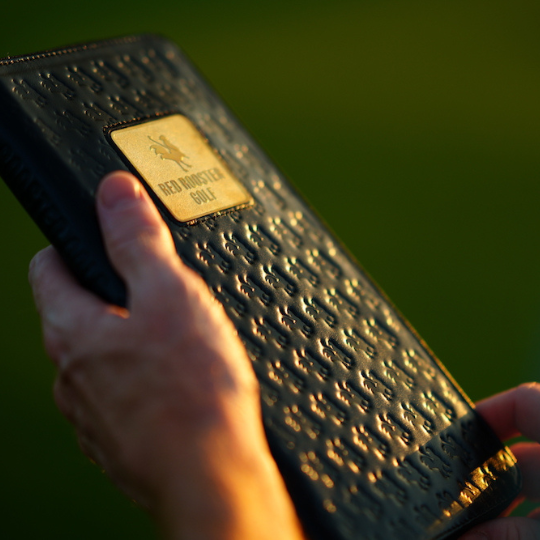 The Cockpit Canada - Red Rooster Golf Inc.